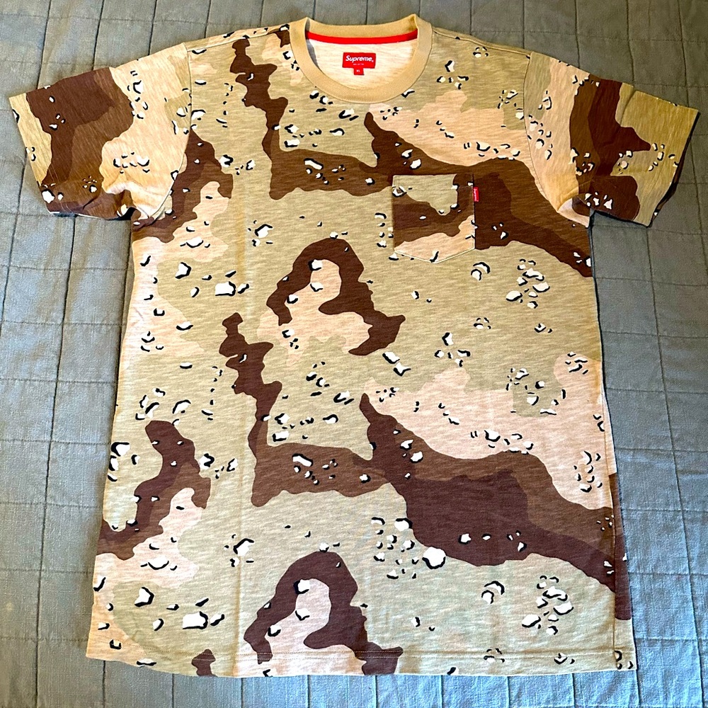 pre-owned Supreme Camouflage Pocket Tee size XL